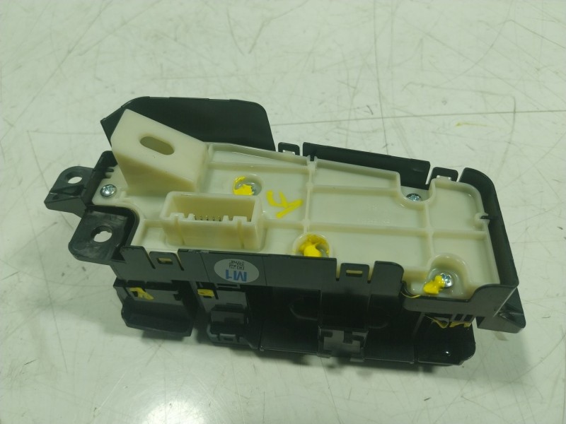 Recambio de palanca freno de mano para toyota rav 4 v van (_a5_, _h5_) 2.5 hybrid (axah52) referencia OEM IAM  75L555 