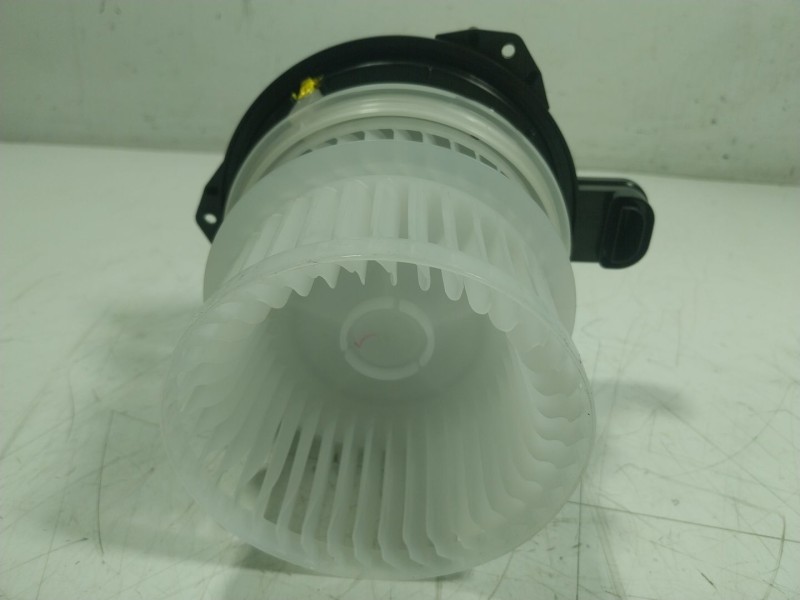 Recambio de motor calefaccion para toyota rav 4 v van (_a5_, _h5_) 2.5 hybrid (axah52) referencia OEM IAM   