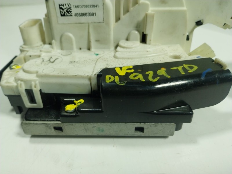 Recambio de cerradura puerta trasera derecha para maserati levante 3.0 v6 twinturbo cat referencia OEM IAM  670101519 