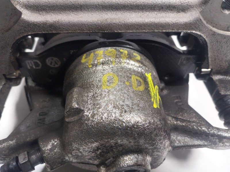Recambio de pinza freno delantera derecha para volkswagen touran (5t1) 1.6 tdi referencia OEM IAM   