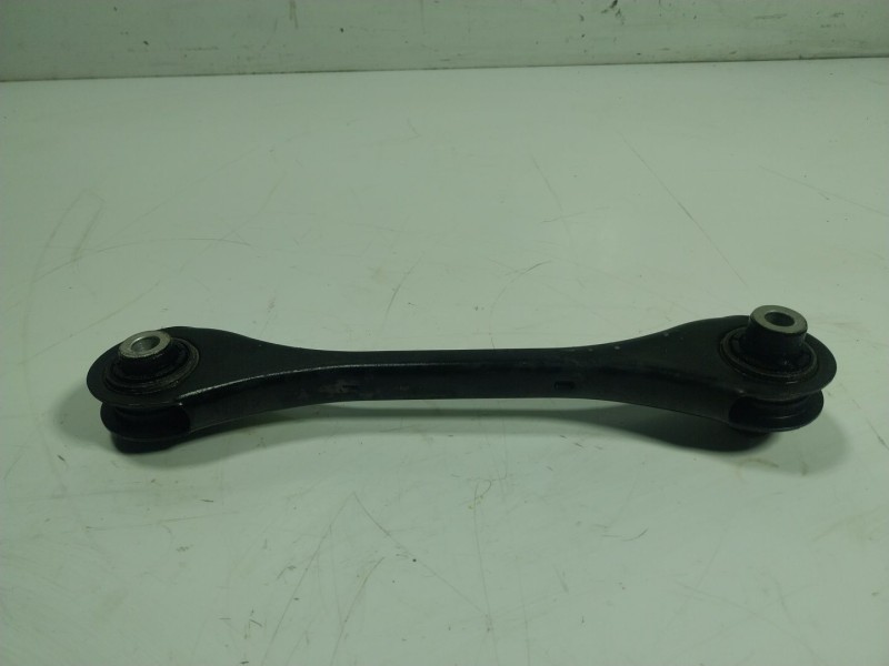 Recambio de brazo suspension inferior trasero derecho para volkswagen touran (5t1) 1.6 tdi referencia OEM IAM   