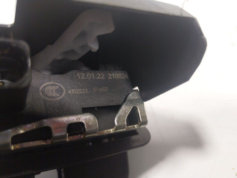 Recambio de cerradura maletero / porton para volkswagen t-cross 1.0 tsi referencia OEM IAM  210624 