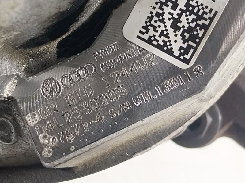 Recambio de turbocompresor para volkswagen touran (5t1) 1.6 tdi referencia OEM IAM  04L253020 