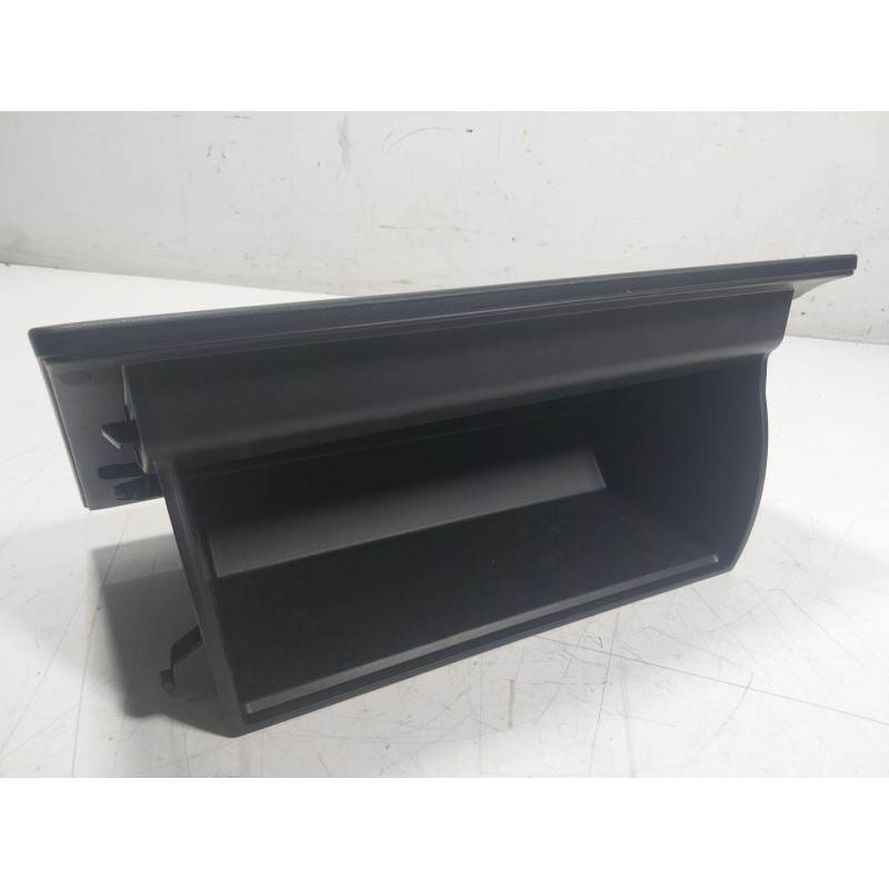 Recambio de guantera para toyota rav 4 v van (_a5_, _h5_) 2.5 hybrid (axah52) referencia OEM IAM  5555042130 