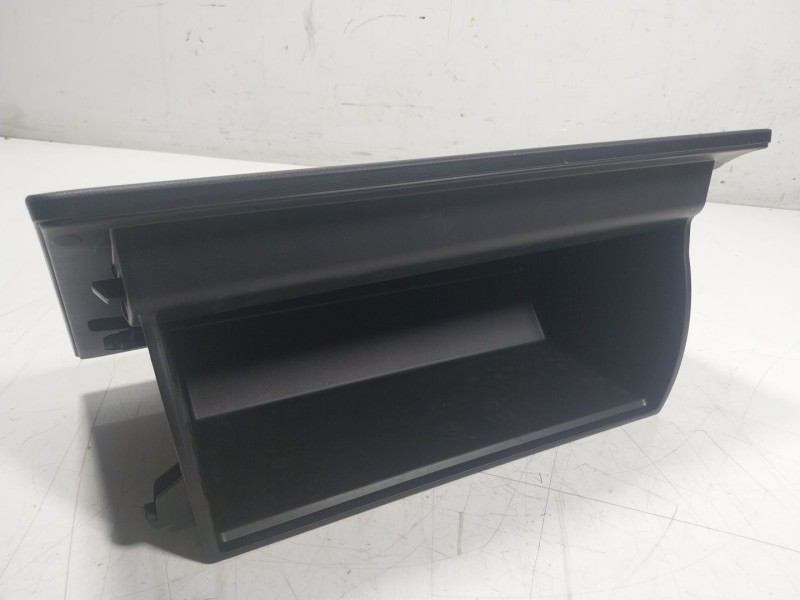 Recambio de guantera para toyota rav 4 v van (_a5_, _h5_) 2.5 hybrid (axah52) referencia OEM IAM  5555042130 