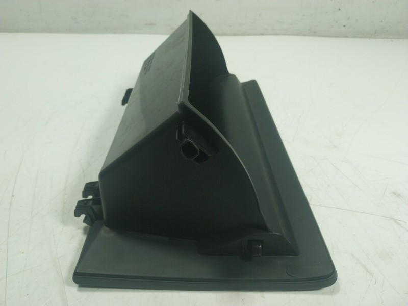 Recambio de guantera para toyota rav 4 v van (_a5_, _h5_) 2.5 hybrid (axah52) referencia OEM IAM  5555042130 