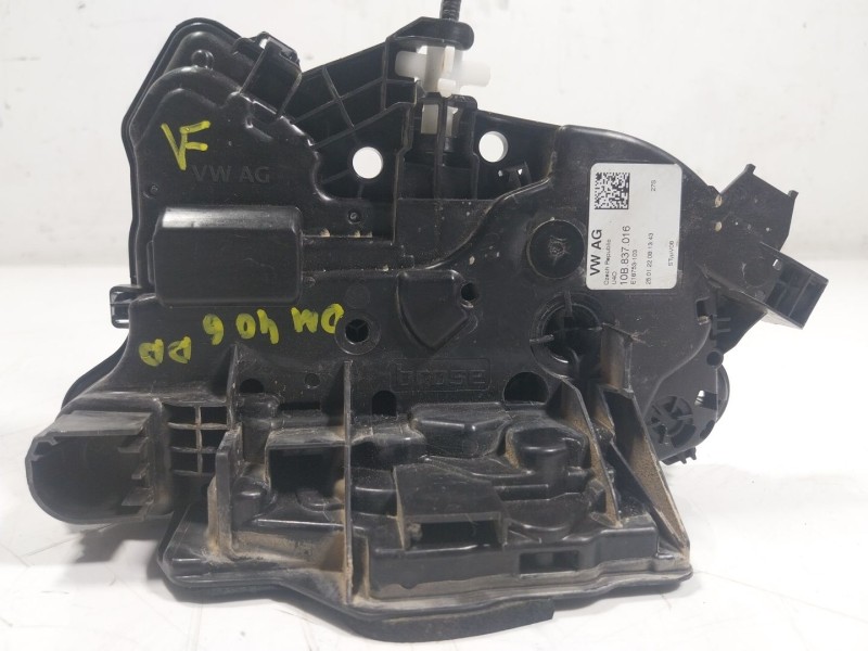 Recambio de cerradura puerta delantera derecha para volkswagen t-cross 1.0 tsi referencia OEM IAM  10B837016 