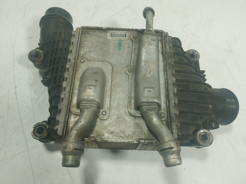 Recambio de intercooler para jaguar f-pace (x761) 2.0 td4 awd referencia OEM IAM T2H30151 GX736K775AD 