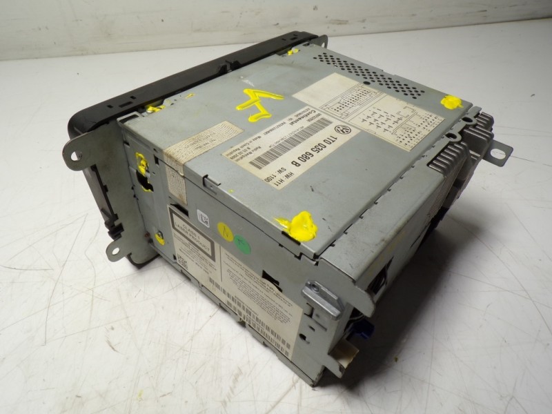 Recambio de sistema navegacion gps para volkswagen golf vi (5k1) 1.6 tdi referencia OEM IAM 1T0035680B 1T0035680B 