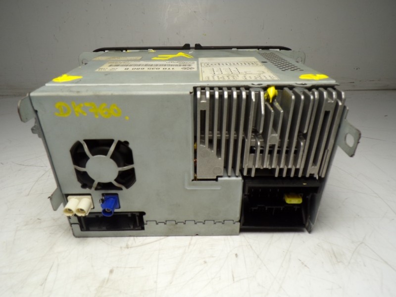 Recambio de sistema navegacion gps para volkswagen golf vi (5k1) 1.6 tdi referencia OEM IAM 1T0035680B 1T0035680B 