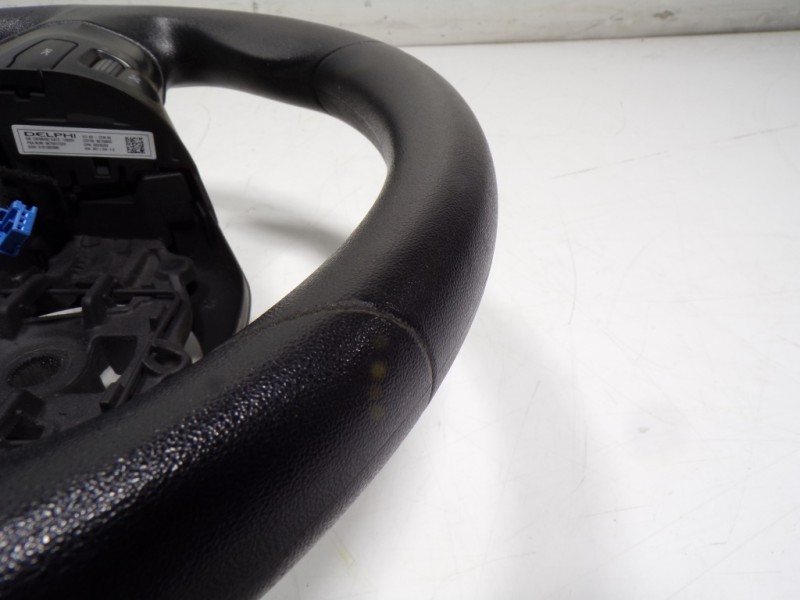 Recambio de volante para peugeot 208 1.2 12v vti referencia OEM IAM 96739503ZD 96750123ZD 