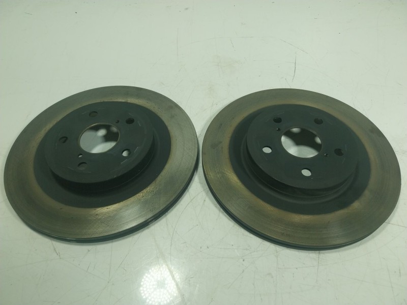 Recambio de disco freno trasero para toyota rav 4 v (_a5_, _h5_) 2.5 hybrid (axap54) referencia OEM IAM   