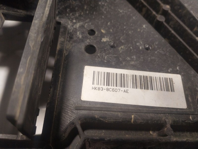 Recambio de electroventilador para jaguar f-pace (x761) 2.0 td4 awd referencia OEM IAM T4A3311 HK838C607AE 