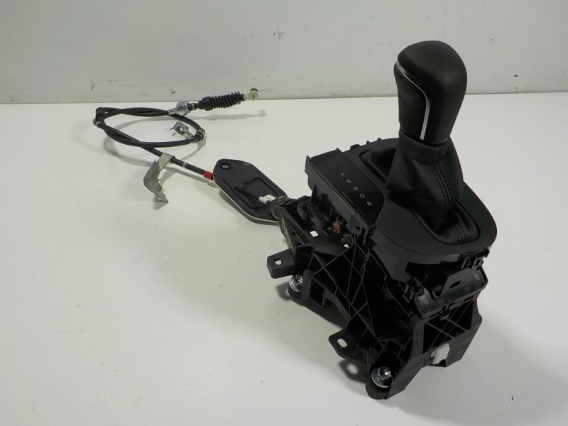 Recambio de palanca cambio para toyota yaris cross 1.5 vvti 16 v 55 kw referencia OEM IAM 33820K0040 33820K0040 