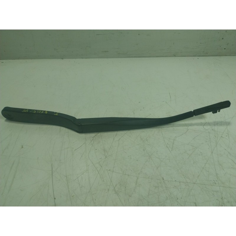 Recambio de brazo limpia delantero izquierdo para bmw 5 (f10) 520 d referencia OEM IAM   