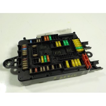 CAJA RELES / FUSIBLES 61149259466 9389070 09052017