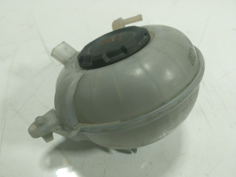 Recambio de deposito expansion para volkswagen touran (5t1) 1.6 tdi referencia OEM IAM  5Q0121407G 