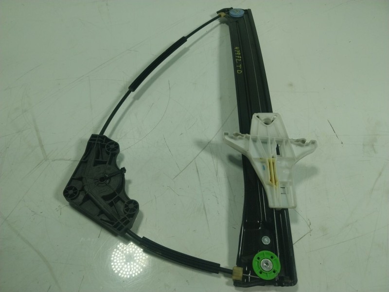 Recambio de elevalunas trasero derecho para volkswagen touran (5t1) 1.6 tdi referencia OEM IAM  5TA839462B 