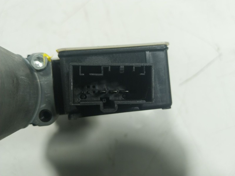 Recambio de motor elevalunas trasero derecho para volkswagen touran (5t1) 1.6 tdi referencia OEM IAM  5Q0959812E 