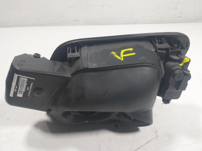 Recambio de tapa combustible para volkswagen touran (5t1) 1.6 tdi referencia OEM IAM  5TA809857C 