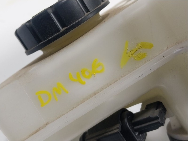 Recambio de bomba freno para volkswagen t-cross 1.0 tsi referencia OEM IAM  2Q1611301 