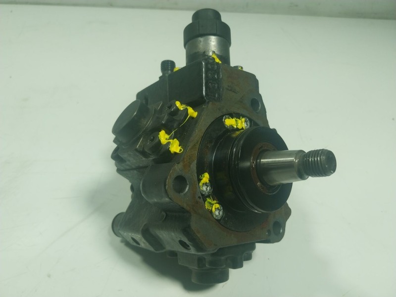 Recambio de bomba inyeccion para kia pro cee´d (jd) 1.6 crdi 128 referencia OEM IAM  0445010206 