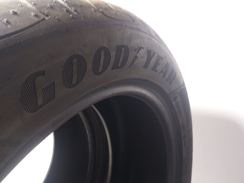 Recambio de neumatico para audi q7 4mg 3.0 v6 24v tdi referencia OEM IAM   