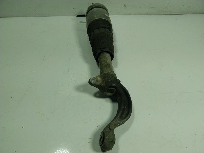 Recambio de amortiguador delantero derecho para maserati levante 3.0 v6 twinturbo cat referencia OEM IAM  06701007180 
