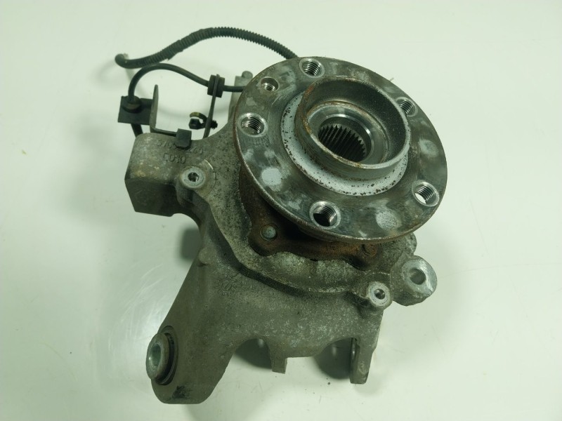 Recambio de mangueta trasera derecha para maserati levante 3.0 v6 twinturbo cat referencia OEM IAM   