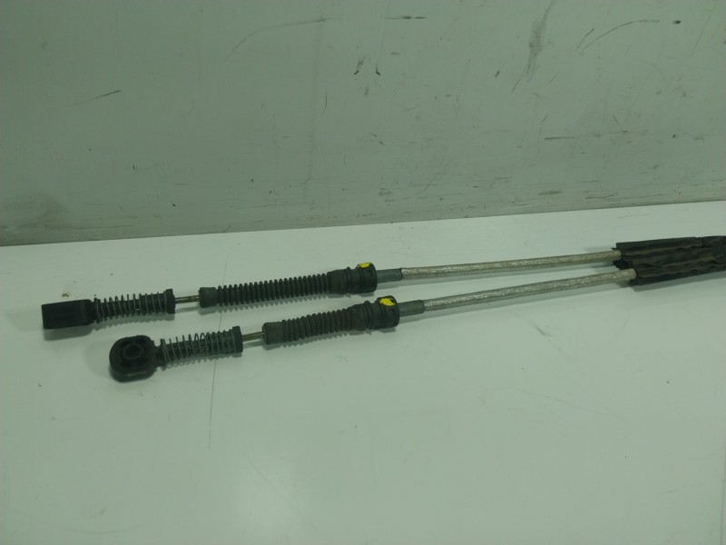 Recambio de palanca cambio para volkswagen touran (5t1) 1.6 tdi referencia OEM IAM  5QA711049B 