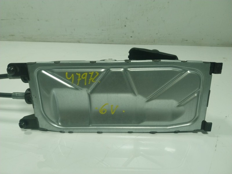 Recambio de palanca cambio para volkswagen touran (5t1) 1.6 tdi referencia OEM IAM  5QA711049B 