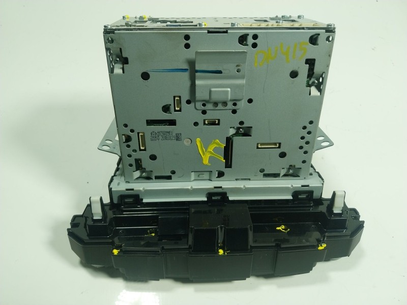 Recambio de sistema navegacion gps para hyundai tucson (tl, tle) 1.7 crdi referencia OEM IAM 96560D71004X 96560D7100 