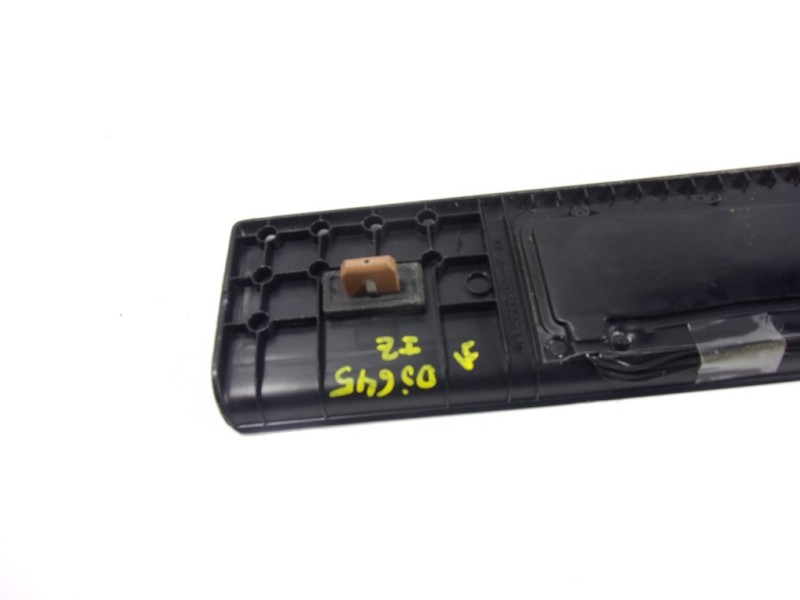 Recambio de moldura para ford mustang 2.3 ecoboost cat referencia OEM IAM 2200235  