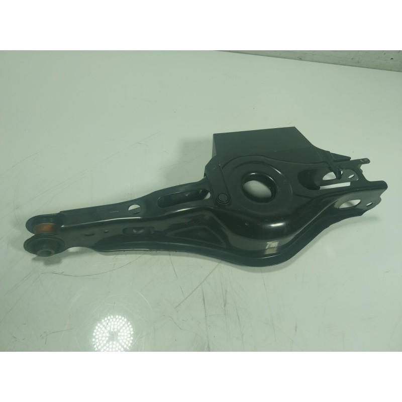 Recambio de brazo suspension inferior trasero derecho para toyota rav 4 v van (_a5_, _h5_) 2.5 hybrid (axah52) referencia OEM IA