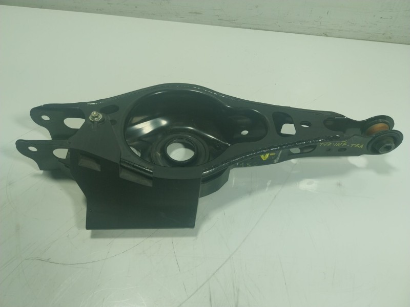 Recambio de brazo suspension inferior trasero izquierdo para toyota rav 4 v van (_a5_, _h5_) 2.5 hybrid (axah52) referencia OEM 