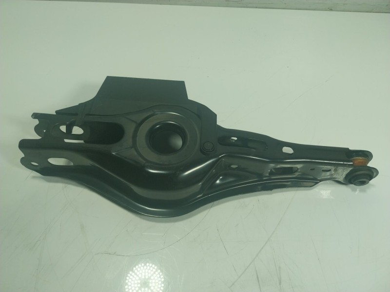 Recambio de brazo suspension inferior trasero izquierdo para toyota rav 4 v van (_a5_, _h5_) 2.5 hybrid (axah52) referencia OEM 