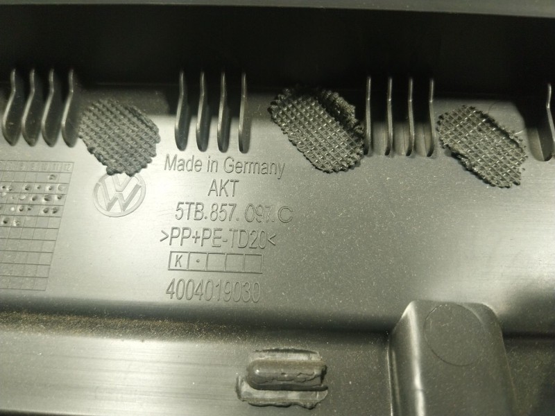 Recambio de guantera para volkswagen touran (5t1) 1.6 tdi referencia OEM IAM 5TB857101B82V 5TB857097C 