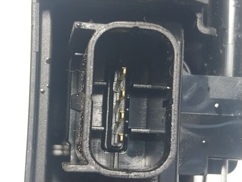Recambio de cerradura puerta delantera derecha para kia picanto iii (ja) 1.0 referencia OEM IAM  81320G604 