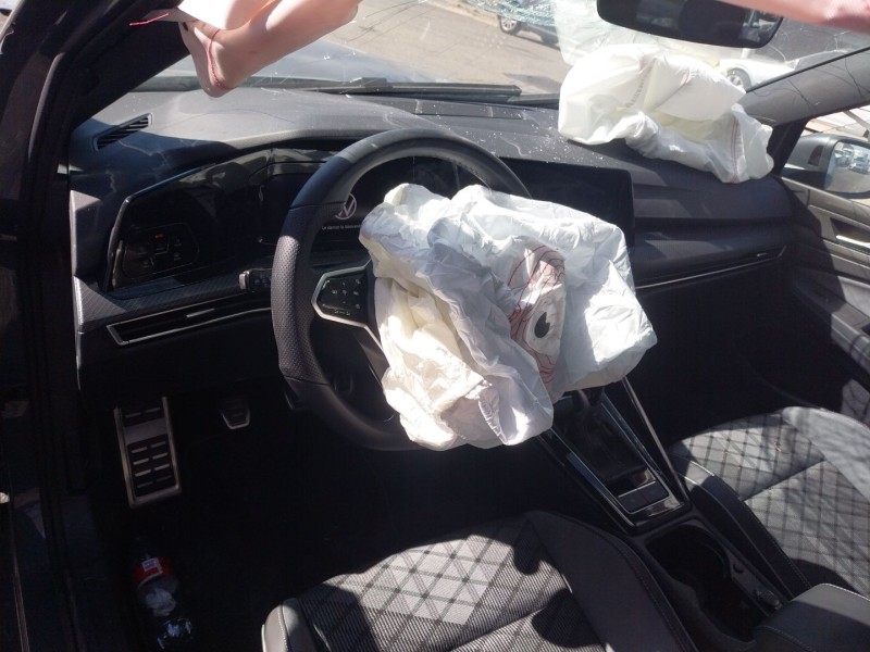 volkswagen golf viii (cd1) del año 2023