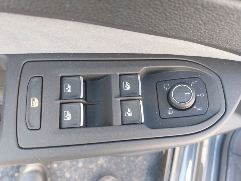 volkswagen golf viii (cd1) del año 2023