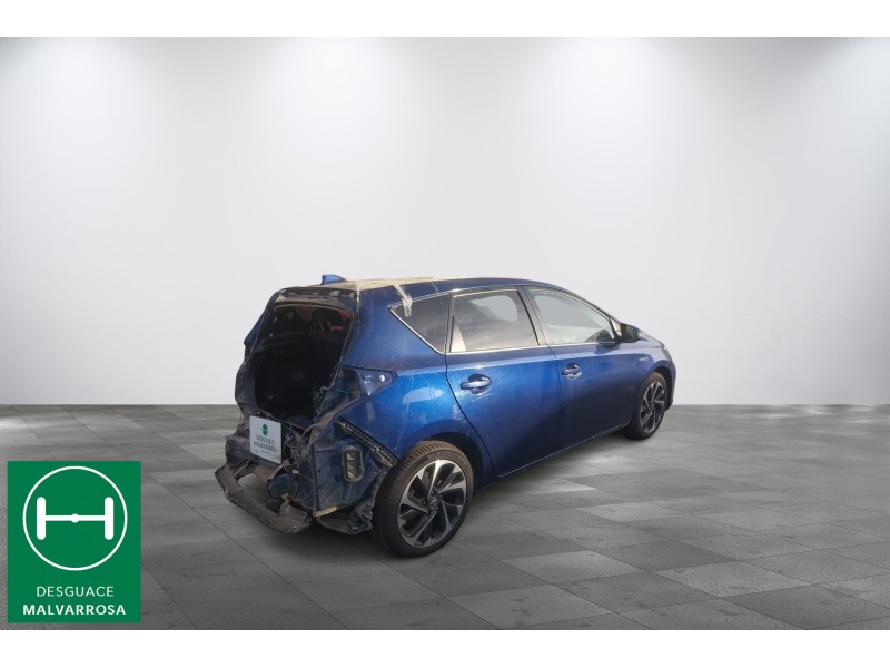 toyota auris (_e18_) del año 2016