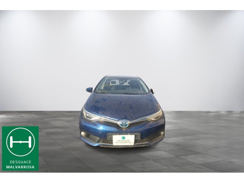 toyota auris (_e18_) del año 2016