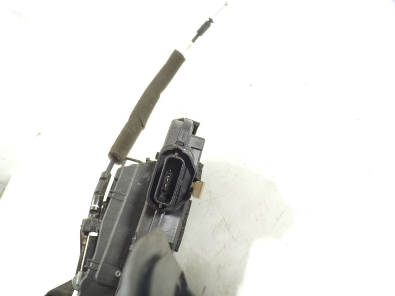 Recambio de cerradura puerta delantera derecha para renault clio iv 1.2 16v referencia OEM IAM 805024563R 805024563R 