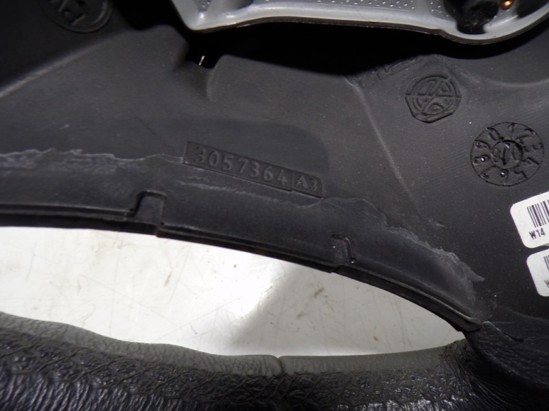 Recambio de volante para bmw serie 3 berlina (e90) 2.0 16v diesel cat referencia OEM IAM 32306795570 3057364A3 