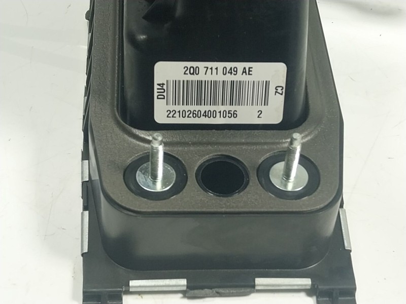 Recambio de palanca cambio para volkswagen t-cross (c11, d31) 1.0 tsi referencia OEM IAM 2Q0711049AE 2Q0711049 