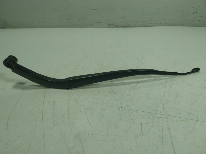 Recambio de brazo limpia delantero izquierdo para toyota rav 4 v van (_a5_, _h5_) 2.5 hybrid (axah52) referencia OEM IAM   