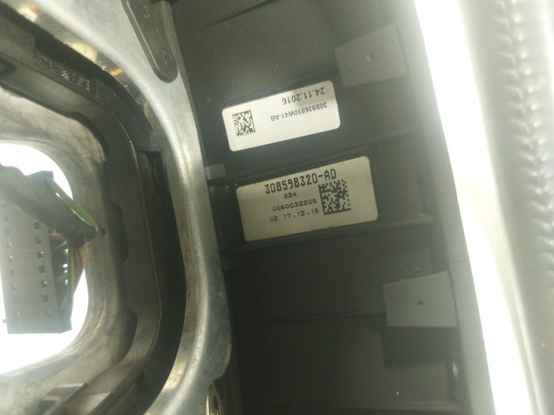 Recambio de volante para jaguar f-pace (x761) 2.0 td4 awd referencia OEM IAM T4A2552PVJ GX733F563PD8PVJ 