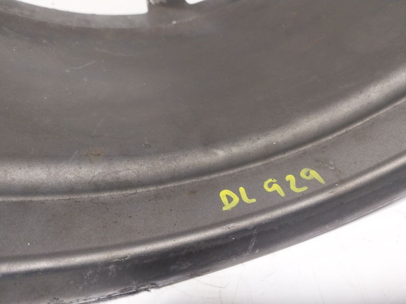 Recambio de llanta para maserati levante 3.0 v6 twinturbo cat referencia OEM IAM  670044701 