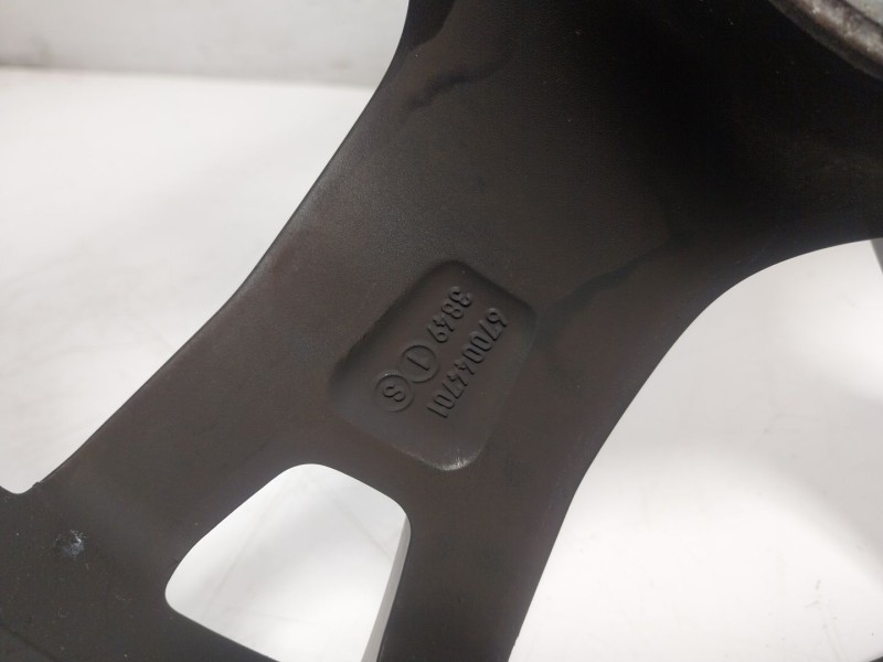 Recambio de llanta para maserati levante 3.0 v6 twinturbo cat referencia OEM IAM  670044701 