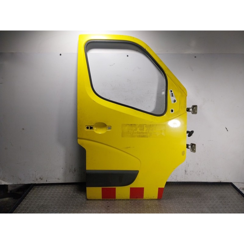 Recambio de puerta delantera derecha para renault master iii furgoneta (fv) 2.3 dci 110 fwd (fv0r, fv0w) referencia OEM IAM 8010